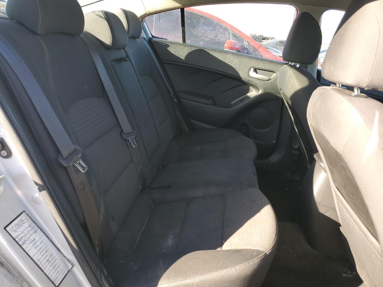 2017 KIA FORTE