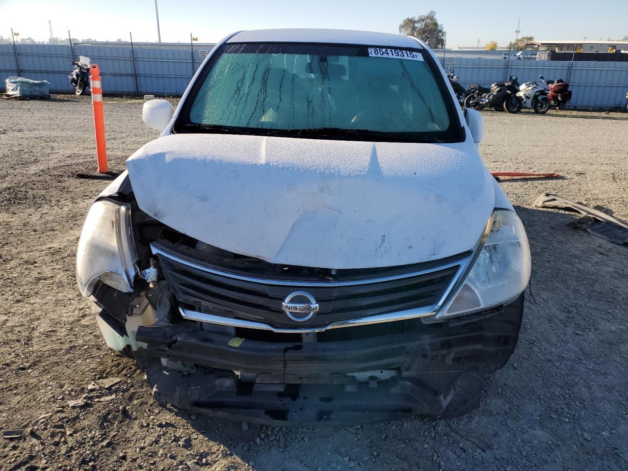 2010 NISSAN VERSA