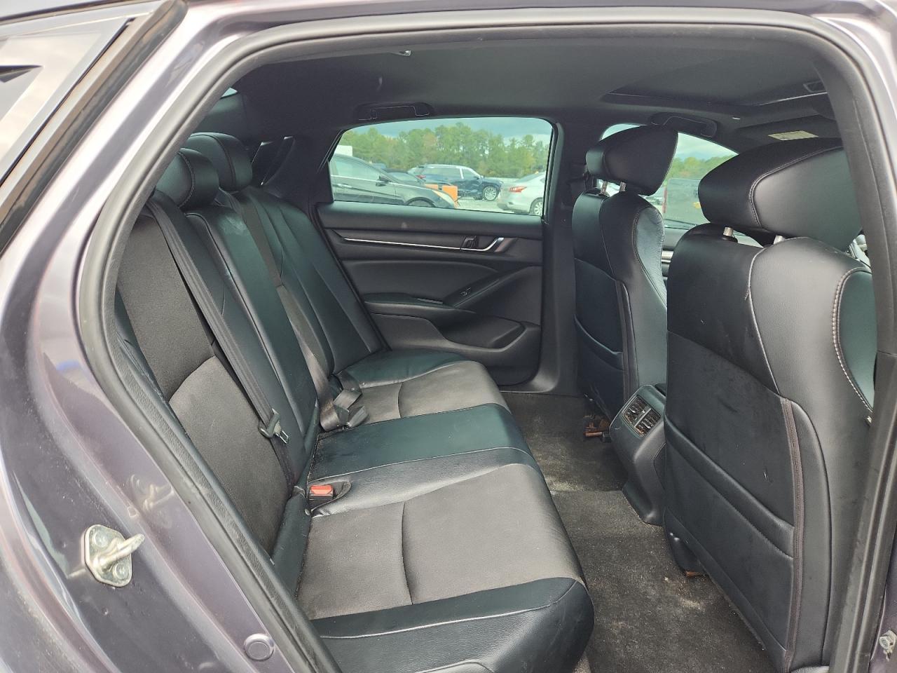 2018 HONDA ACCORD