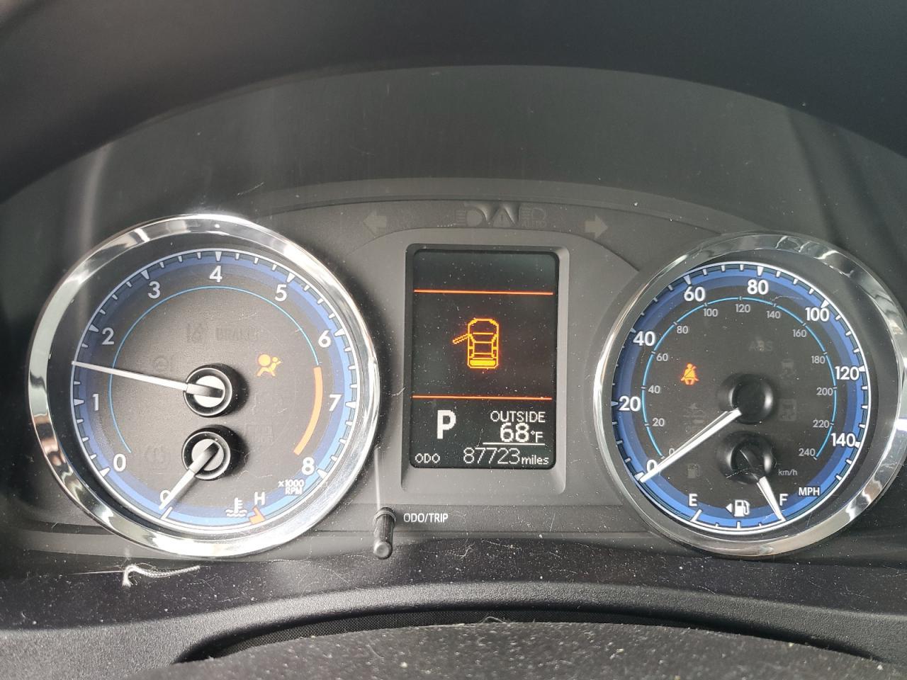 2018 TOYOTA COROLLA