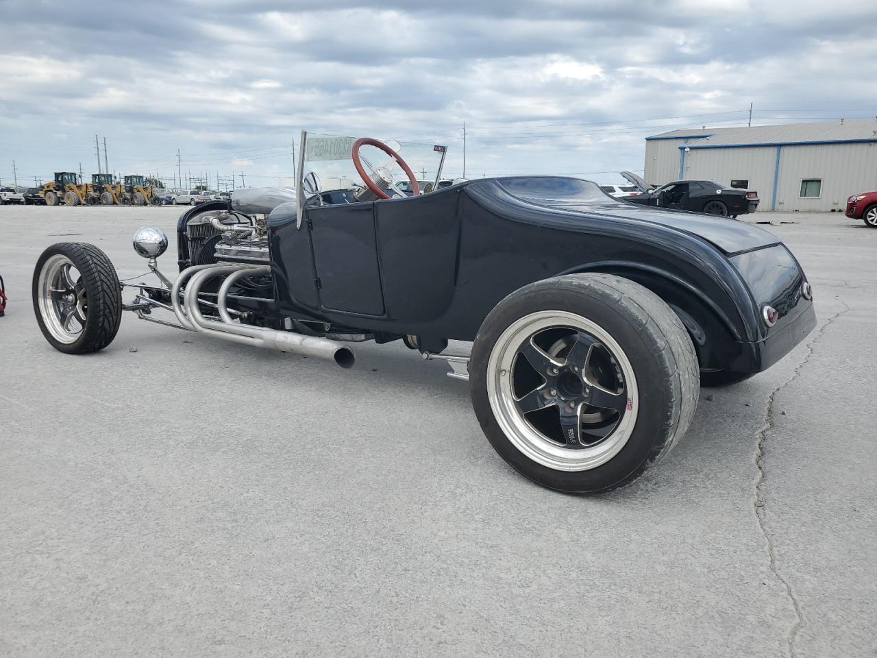 1927 FORD 1920 Model