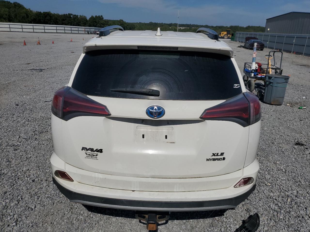 2016 TOYOTA RAV4