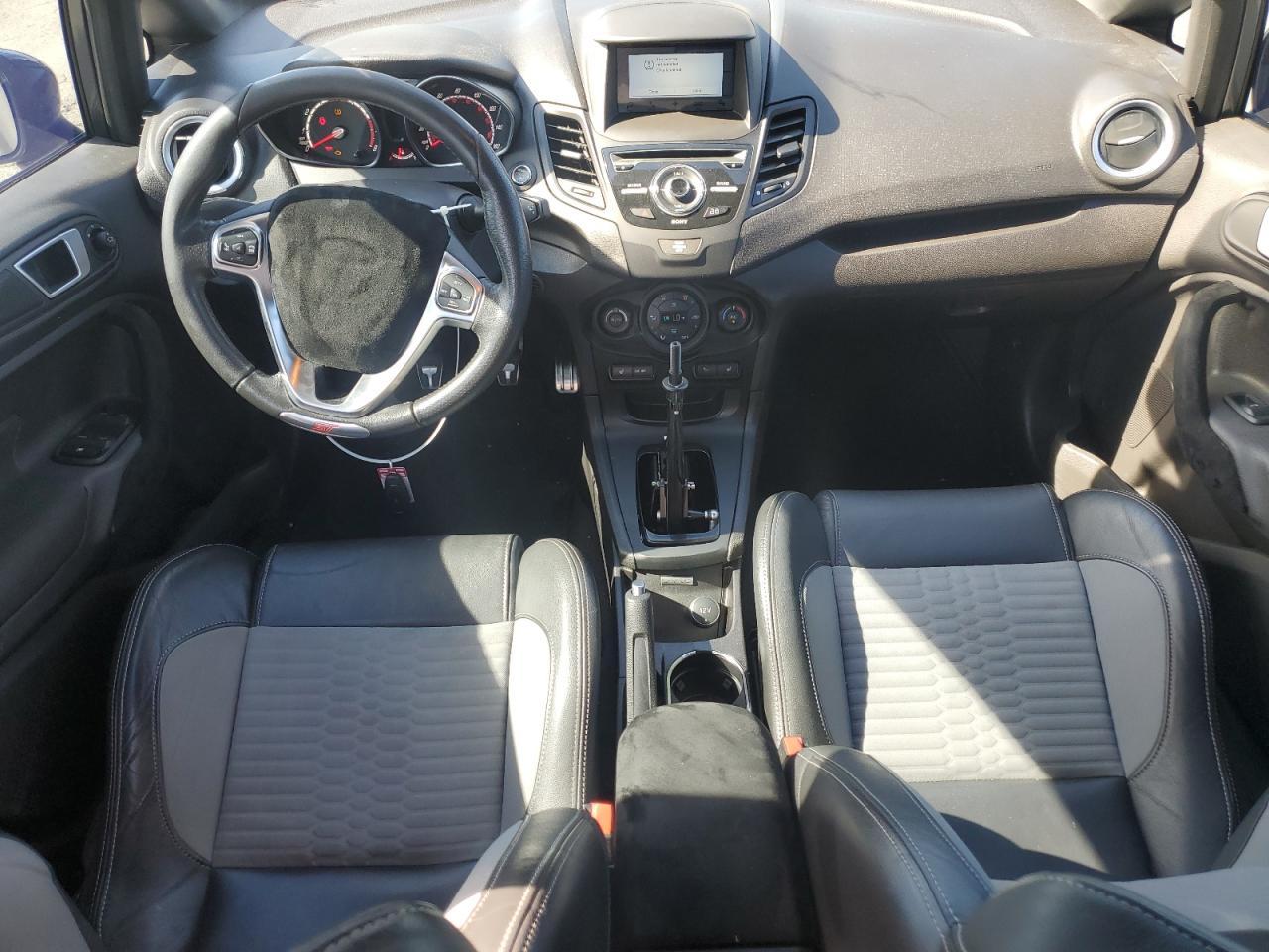 2017 FORD Fiesta
