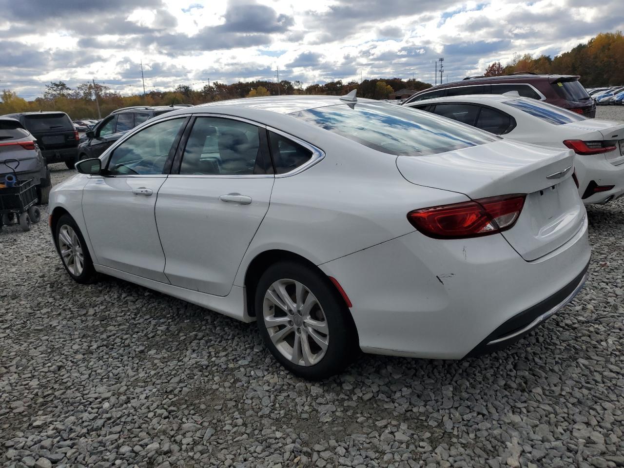 2016 CHRYSLER 200