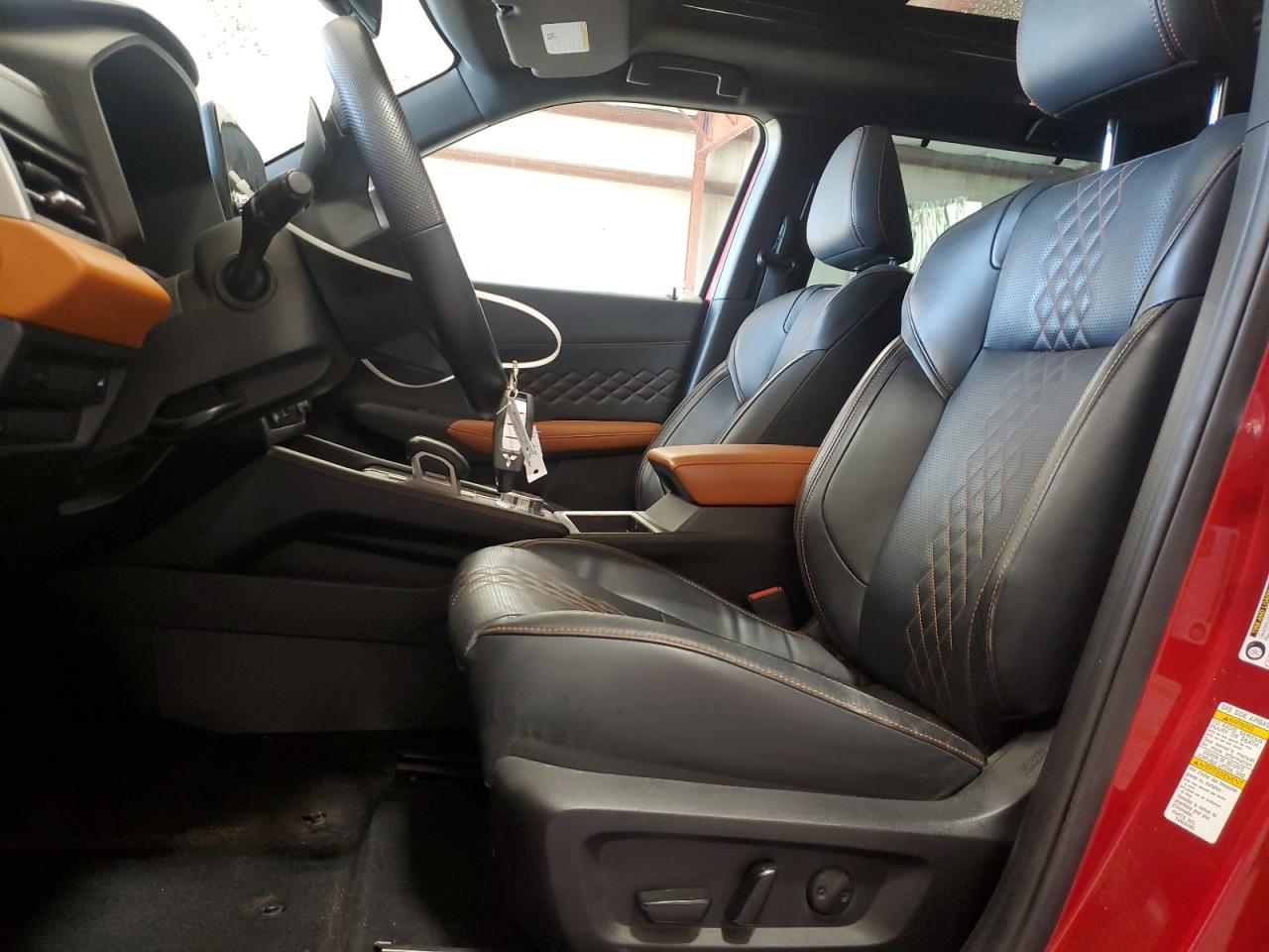 2023 MITSUBISHI outlander