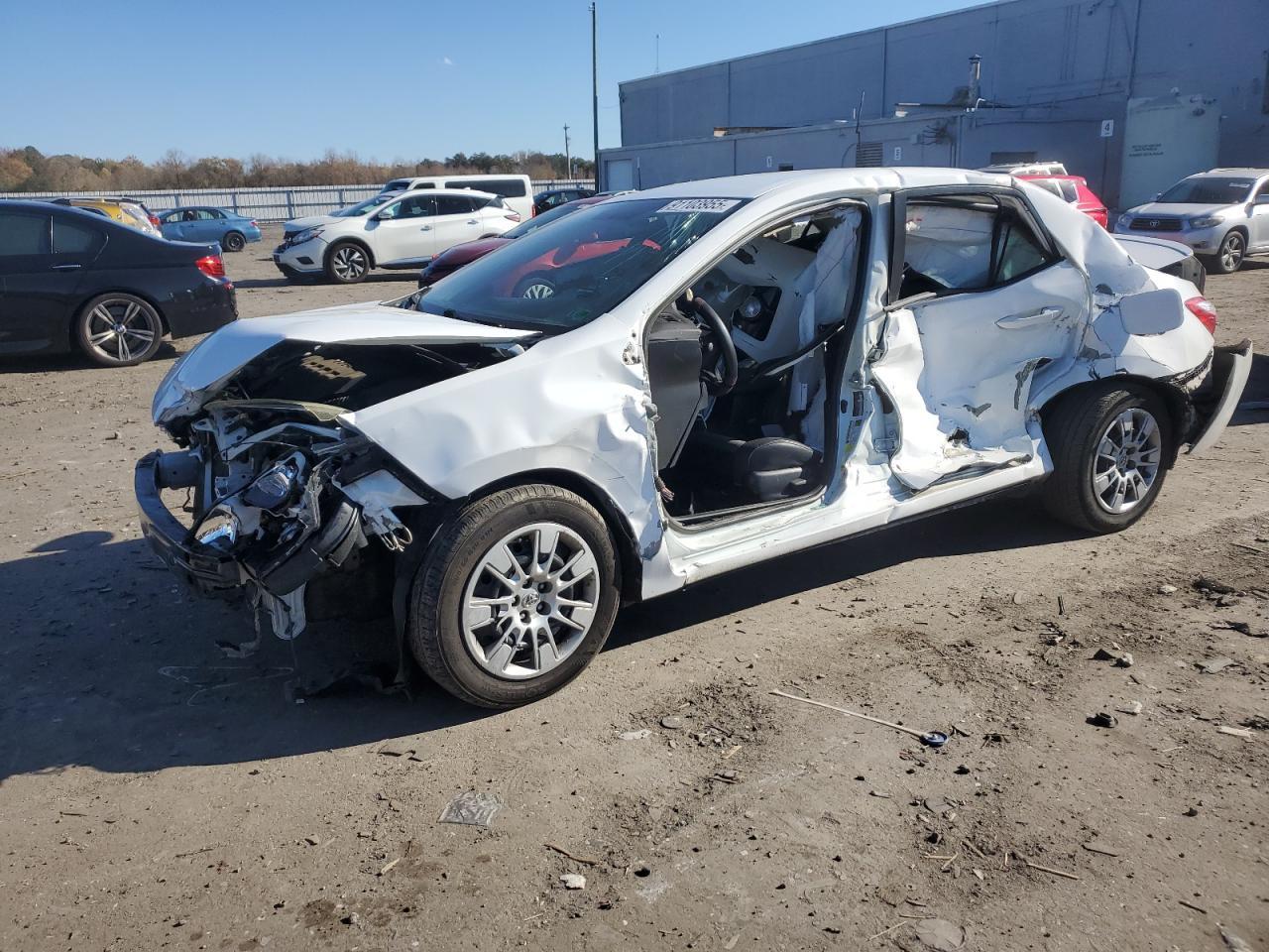 2015 TOYOTA COROLLA