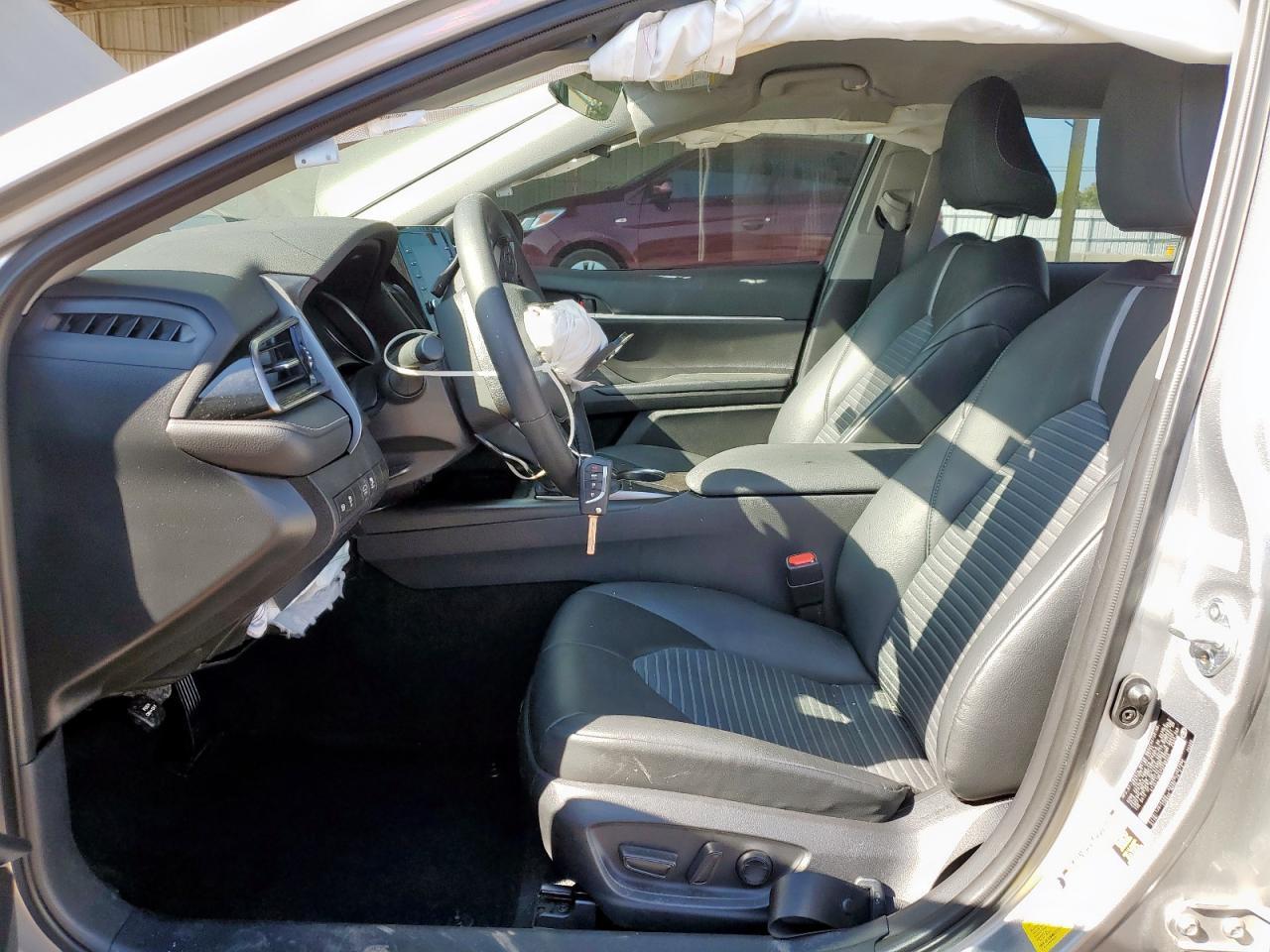 2023 TOYOTA CAMRY