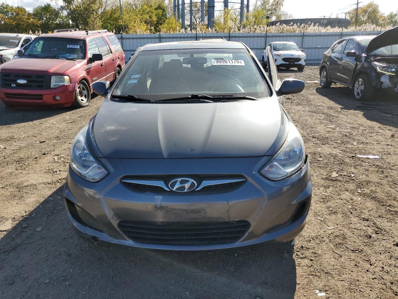 2012 HYUNDAI ACCENT