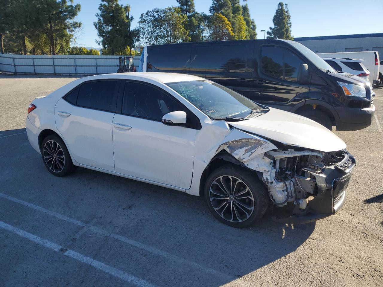 2015 TOYOTA COROLLA
