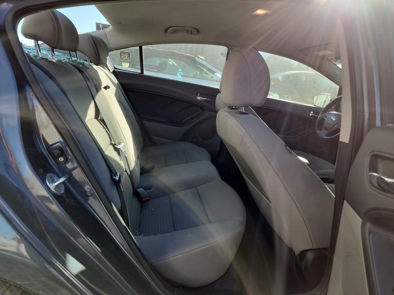 2016 KIA FORTE