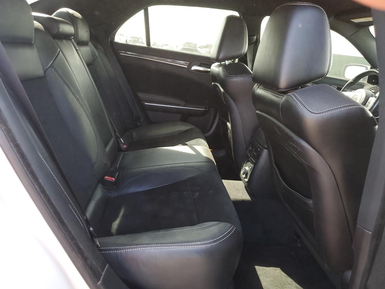 2012 CHRYSLER 300