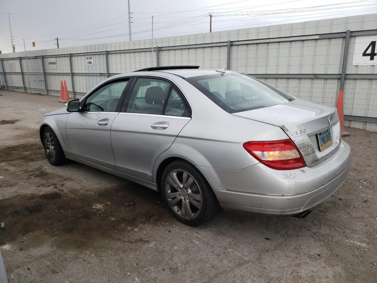 2009 MERCEDES-BENZ C-CLASS