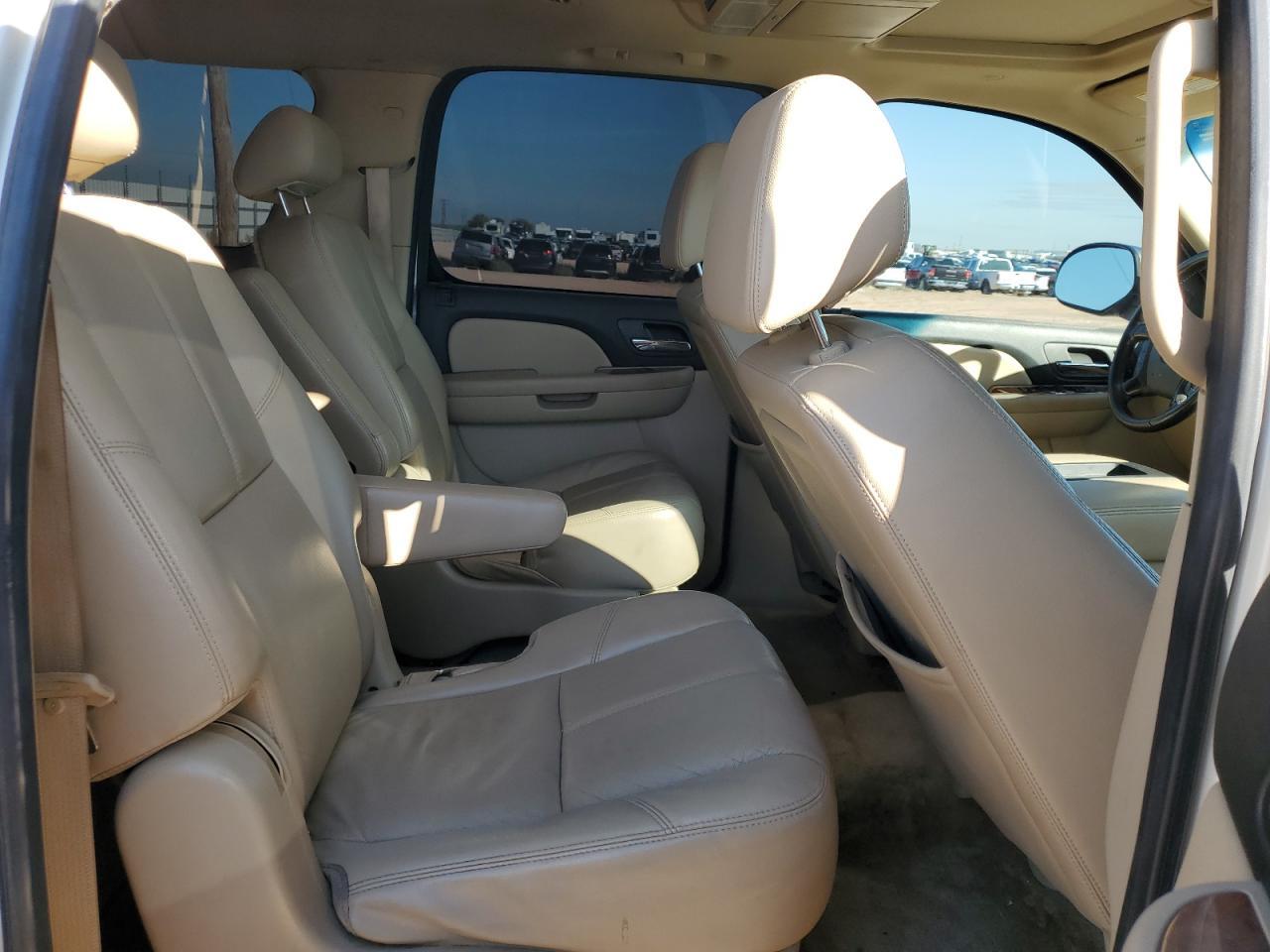 2008 CHEVROLET Suburban