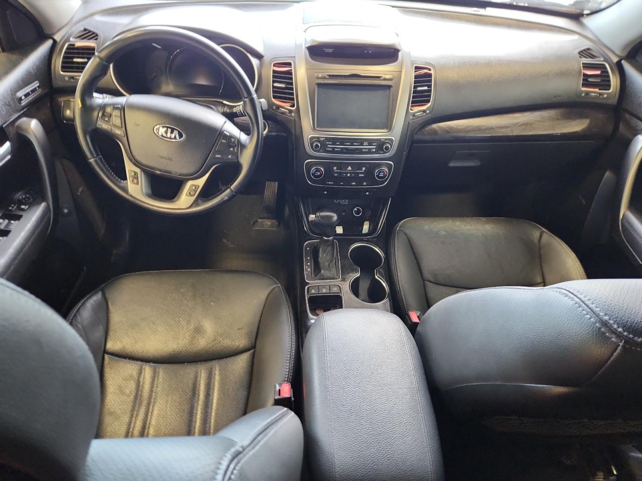 2014 KIA SORENTO