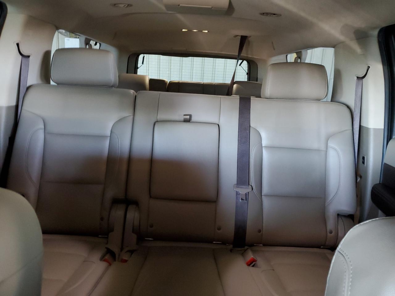 2019 CHEVROLET Suburban