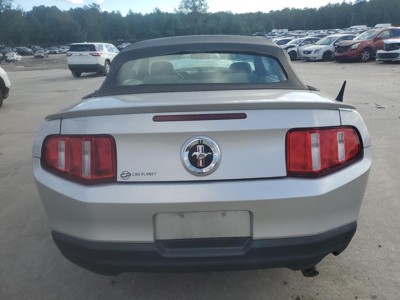 2010 FORD MUSTANG