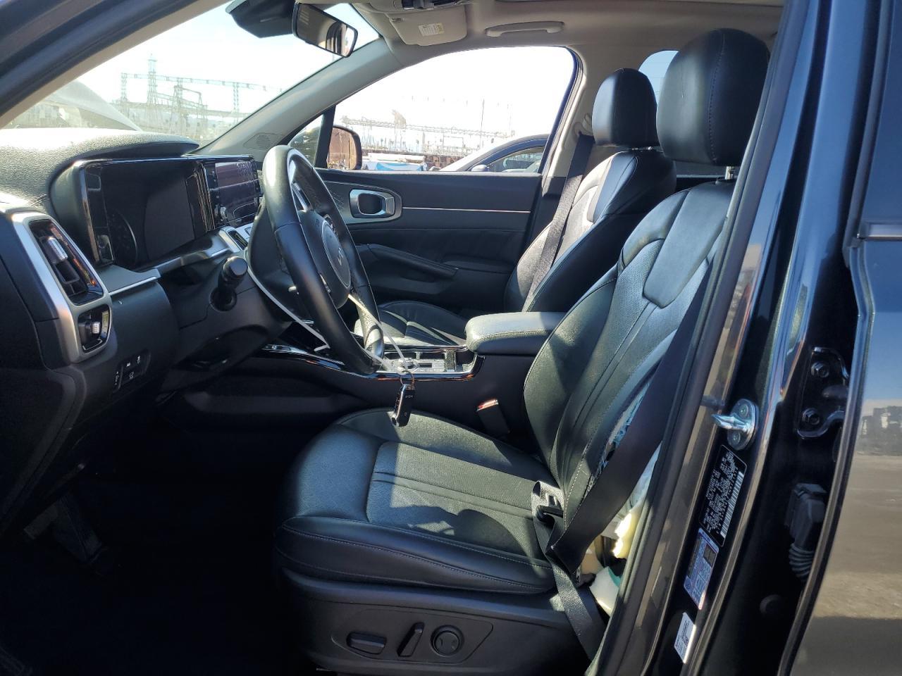 2022 KIA SORENTO