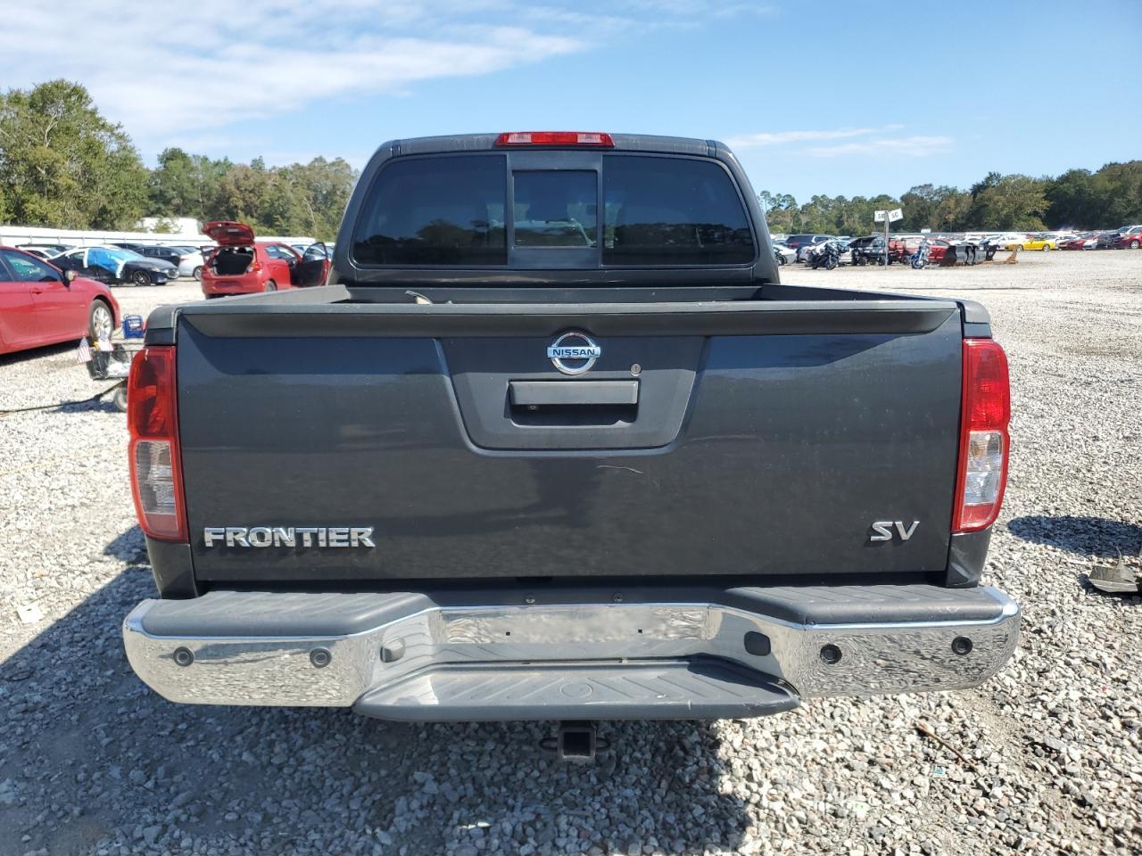 2015 NISSAN Frontier