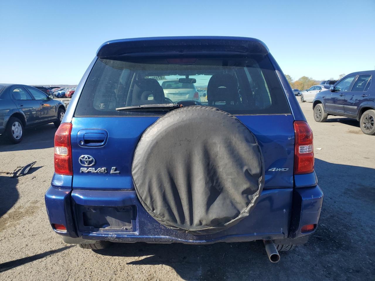 2005 TOYOTA RAV4