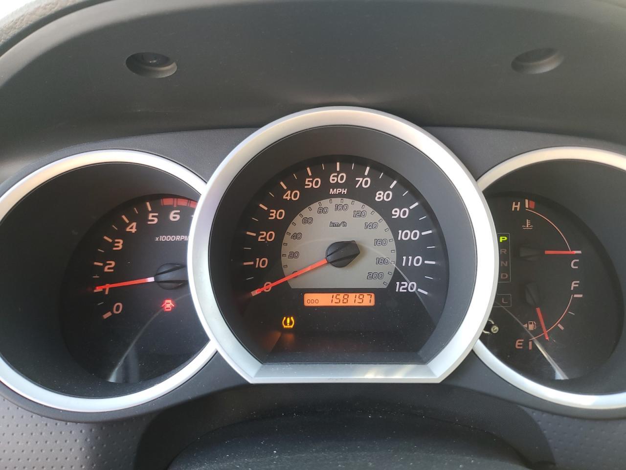 2011 TOYOTA TACOMA