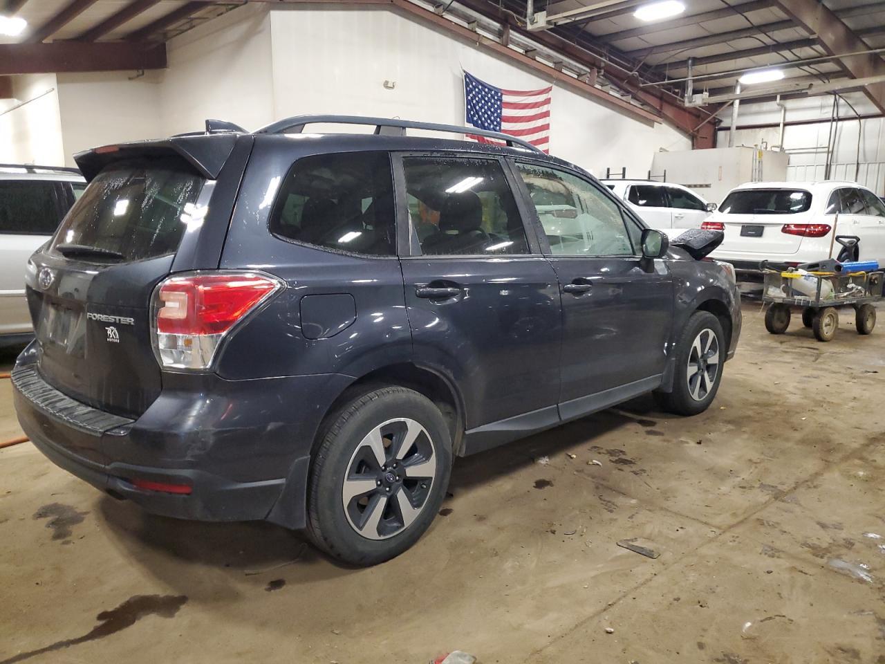 2018 SUBARU FORESTER