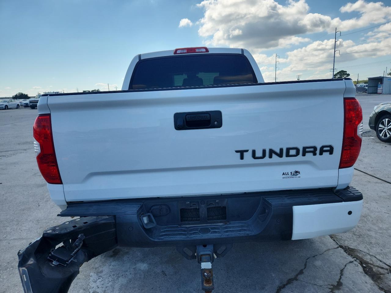 2016 TOYOTA TUNDRA