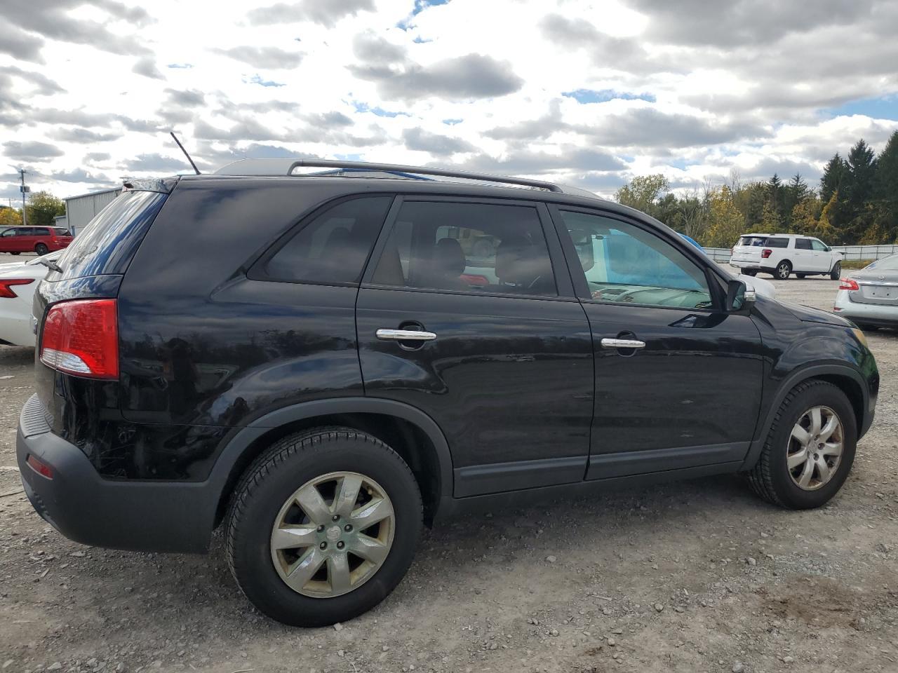 2011 KIA SORENTO