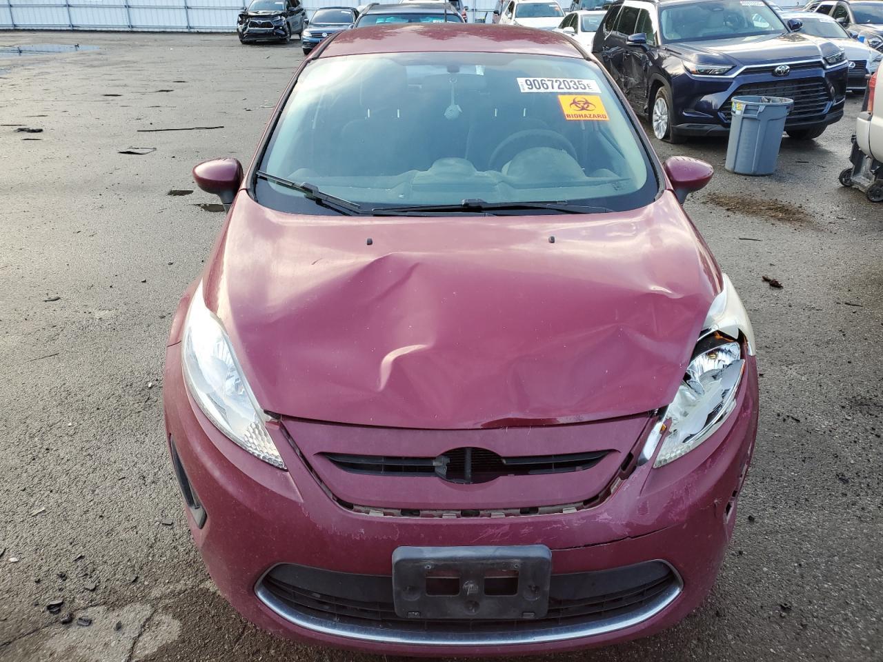 2011 FORD Fiesta