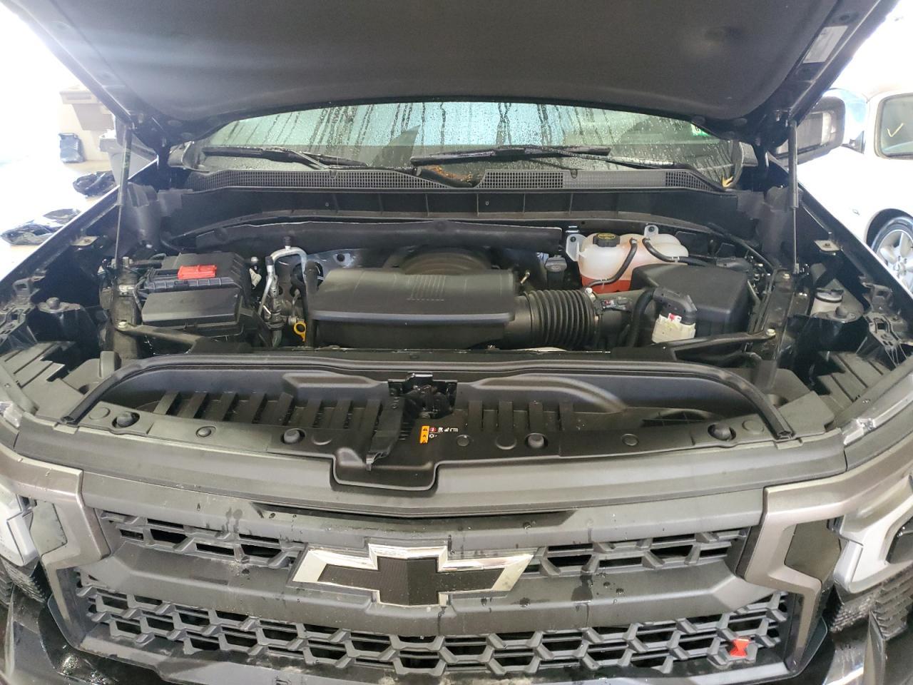 2025 CHEVROLET Silverado