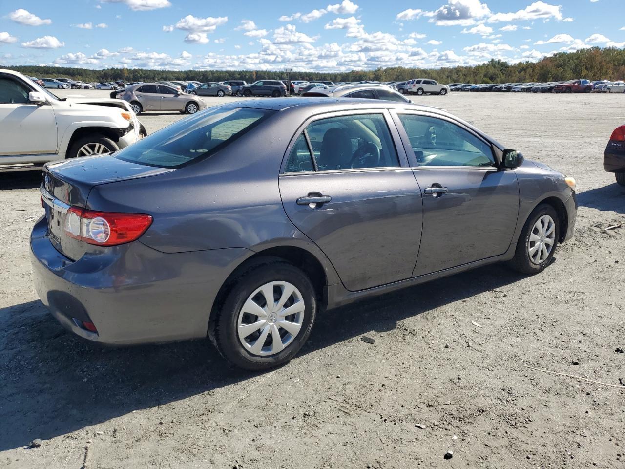 2013 TOYOTA COROLLA