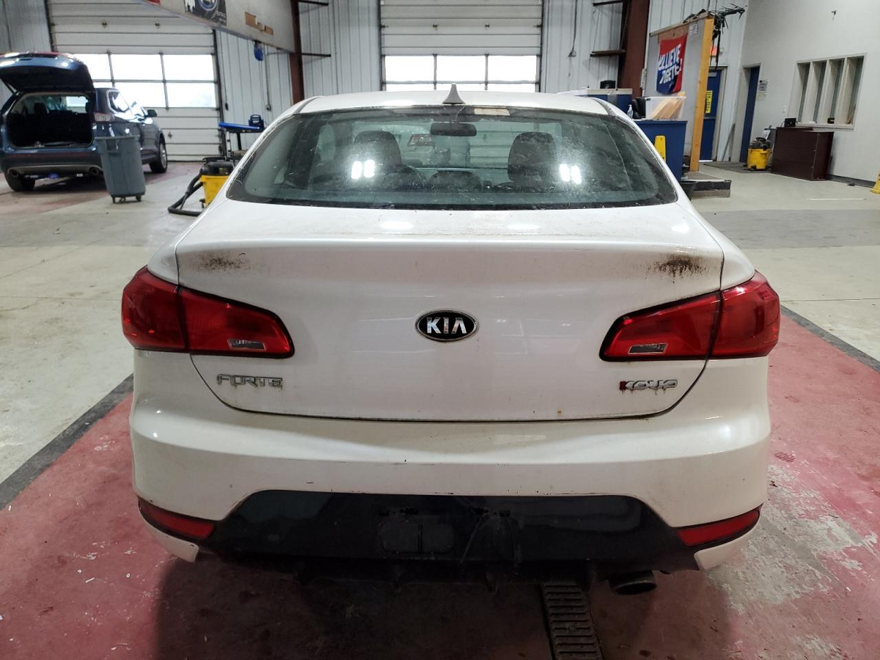 2015 KIA FORTE