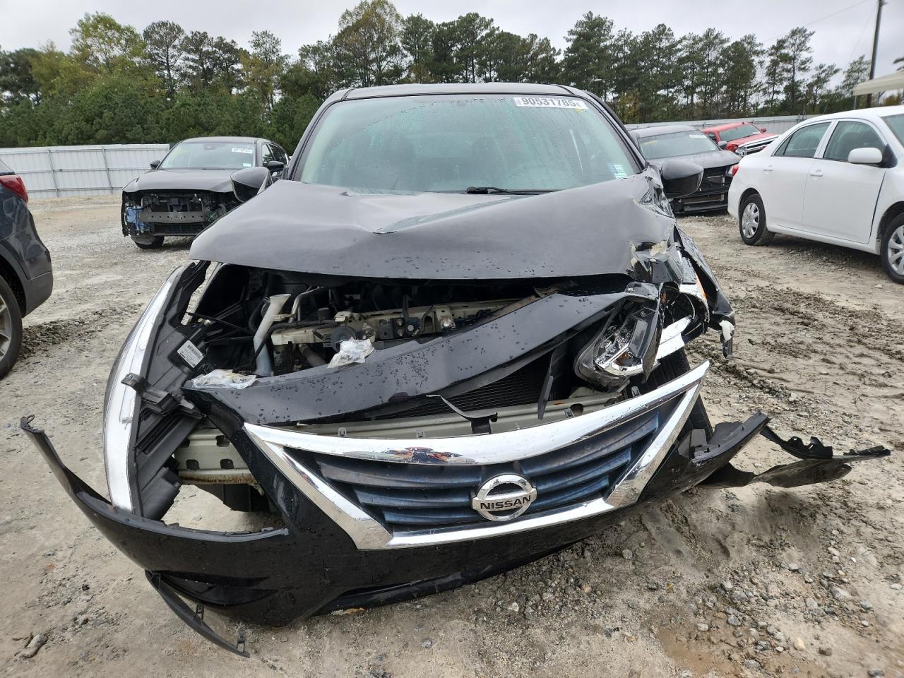 2015 NISSAN VERSA