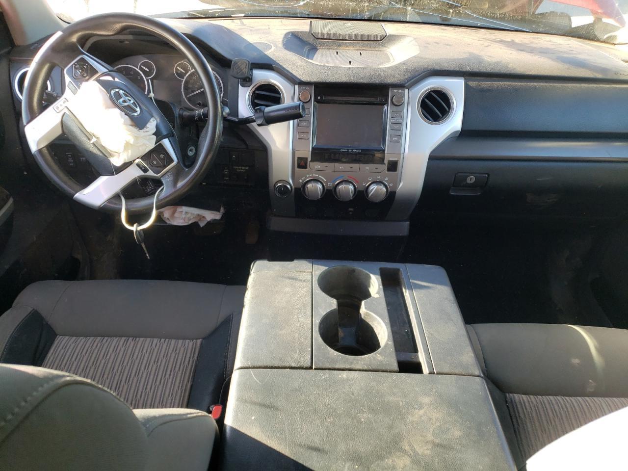 2017 TOYOTA TUNDRA