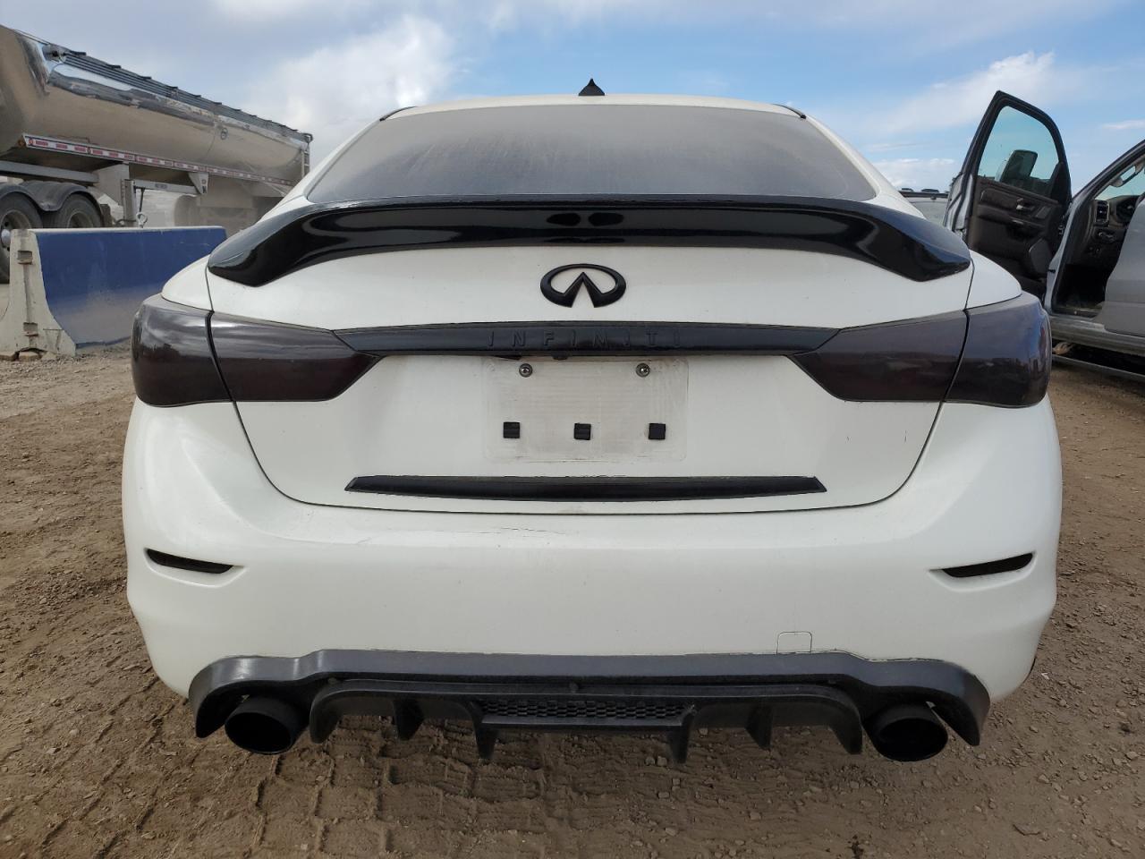 2017 INFINITI Q50