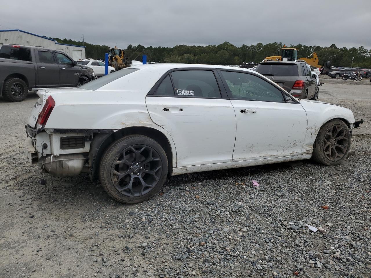 2019 CHRYSLER 300