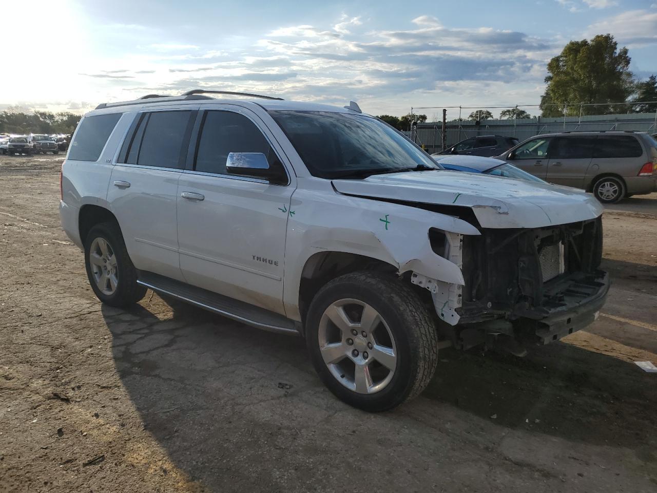 2016 CHEVROLET Tahoe