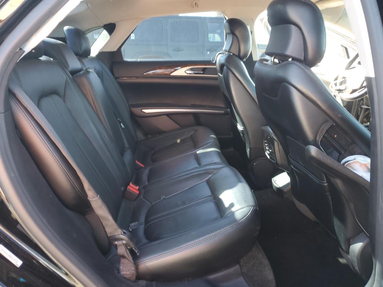 2016 LINCOLN MKZ