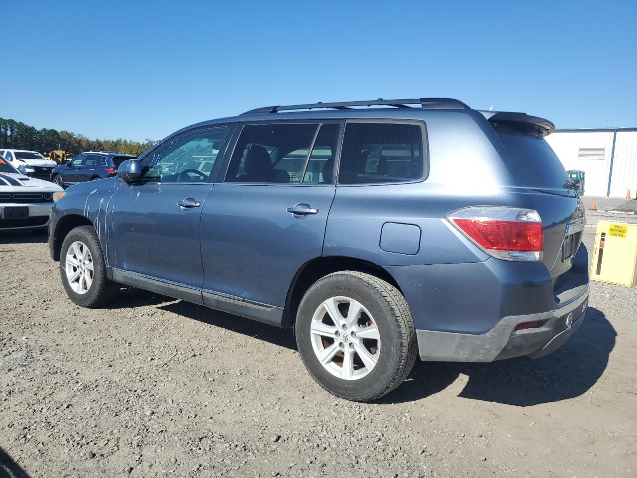 2012 TOYOTA HIGHLANDER