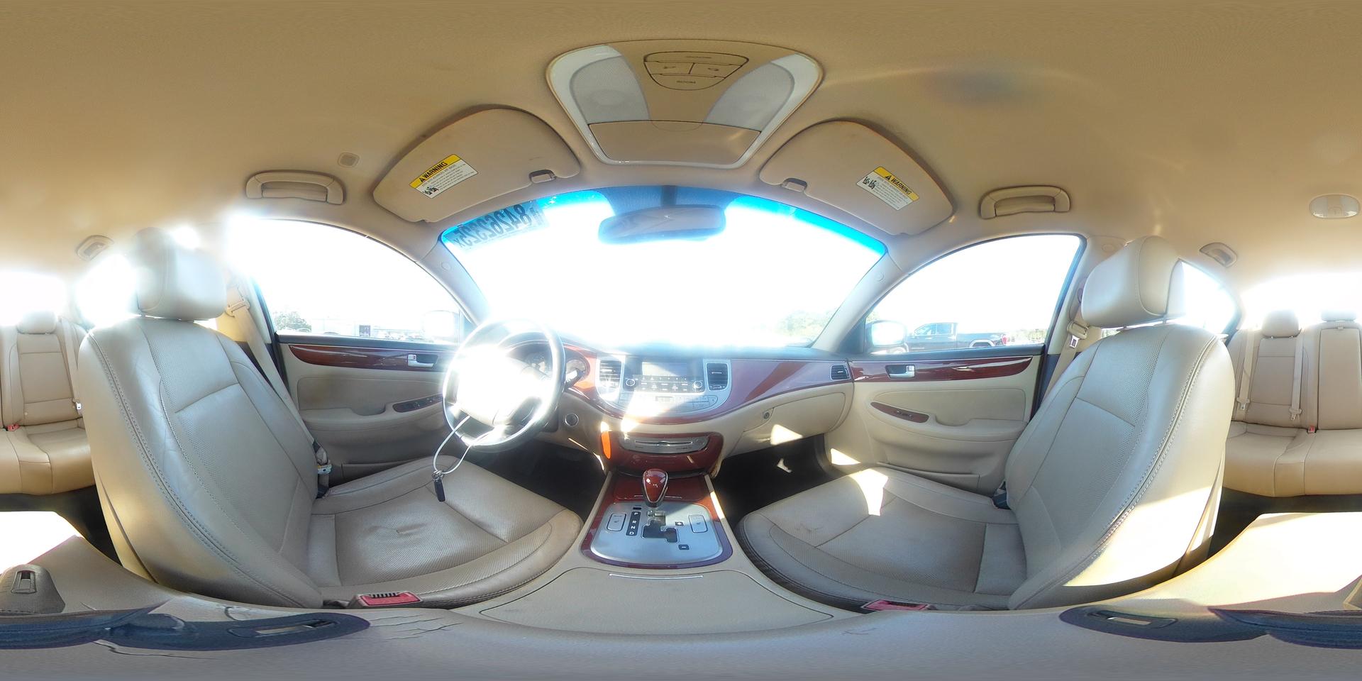 2013 HYUNDAI GENESIS