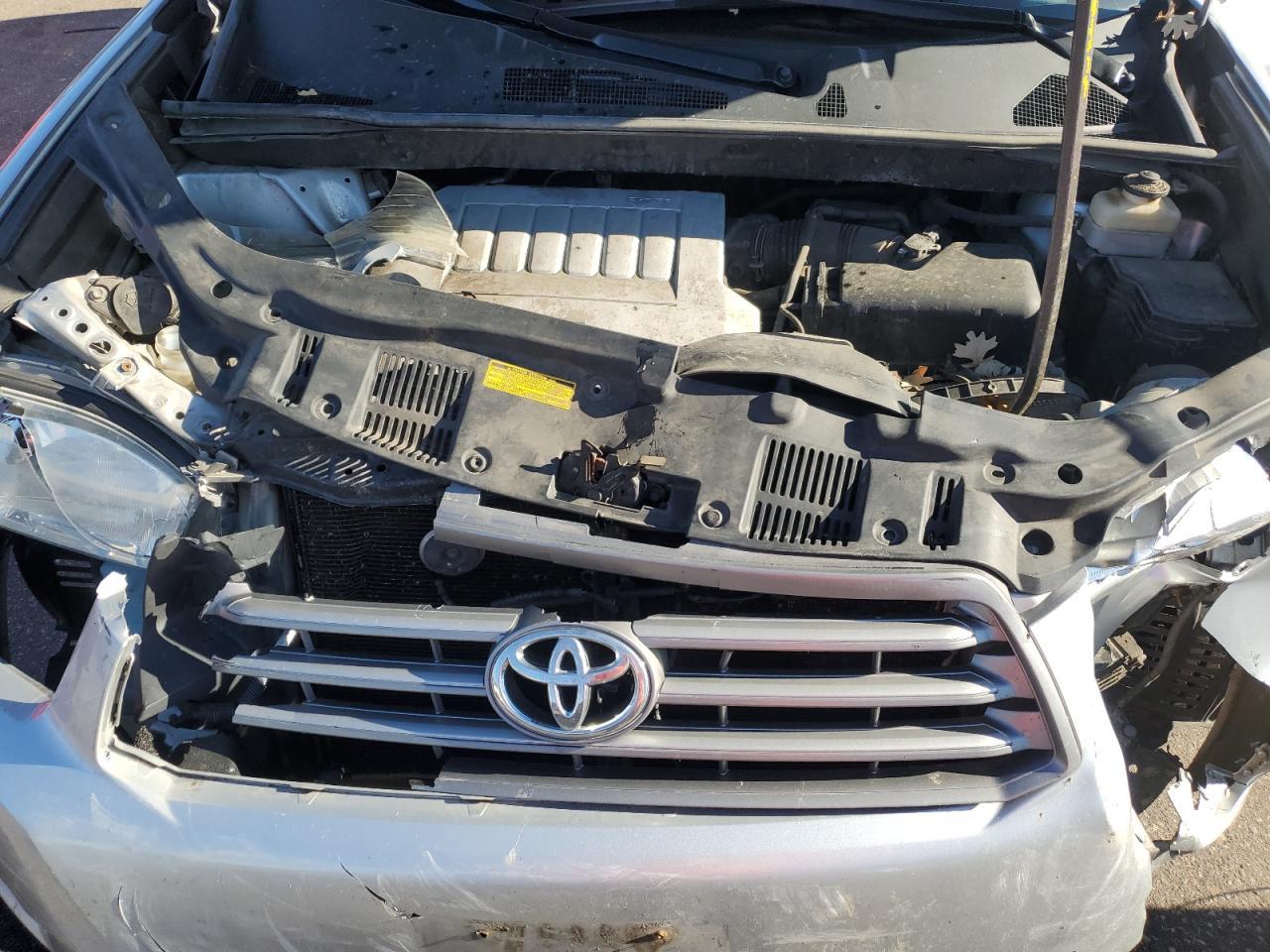 2010 TOYOTA HIGHLANDER
