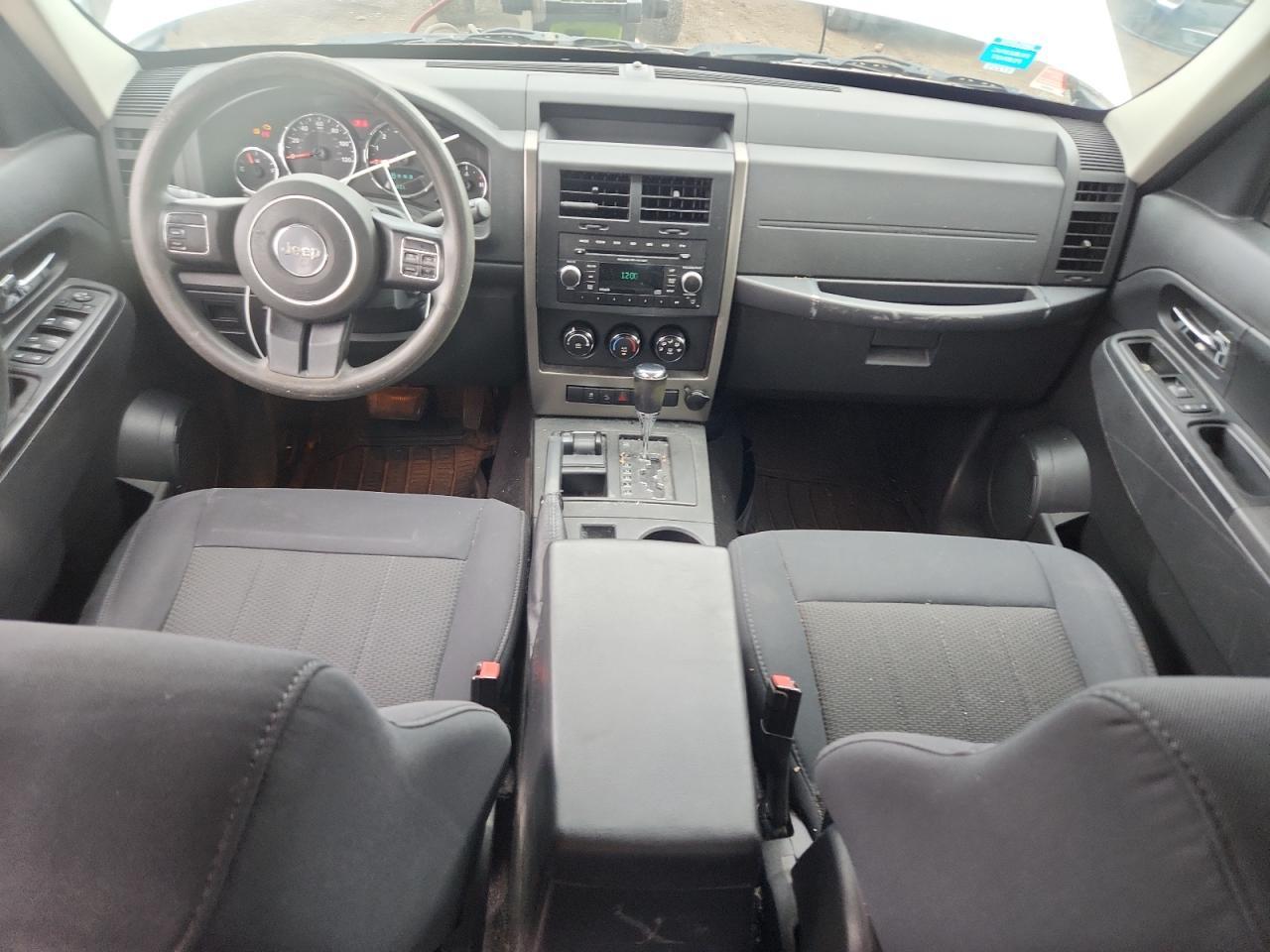 2012 JEEP Liberty