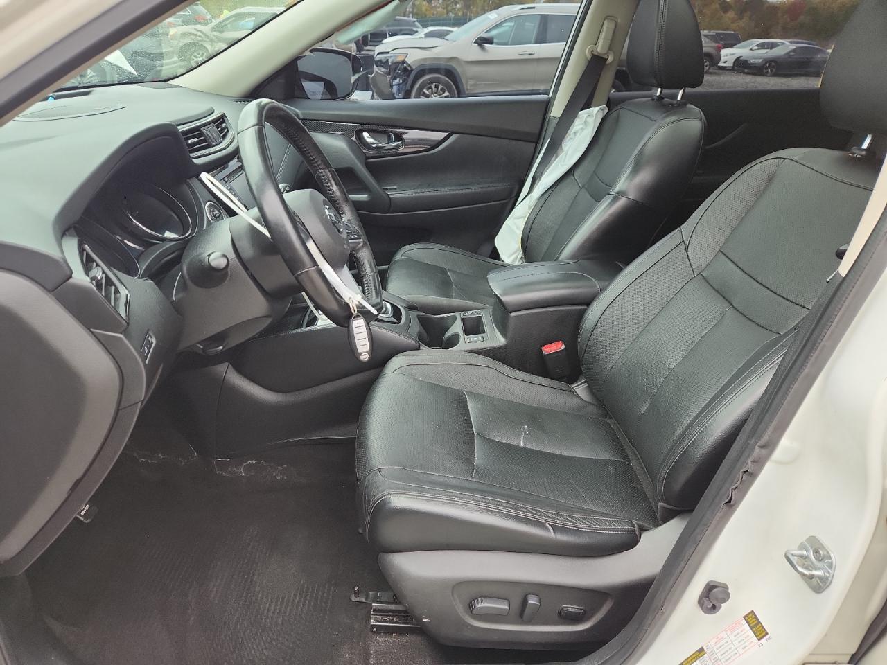 2017 NISSAN ROGUE