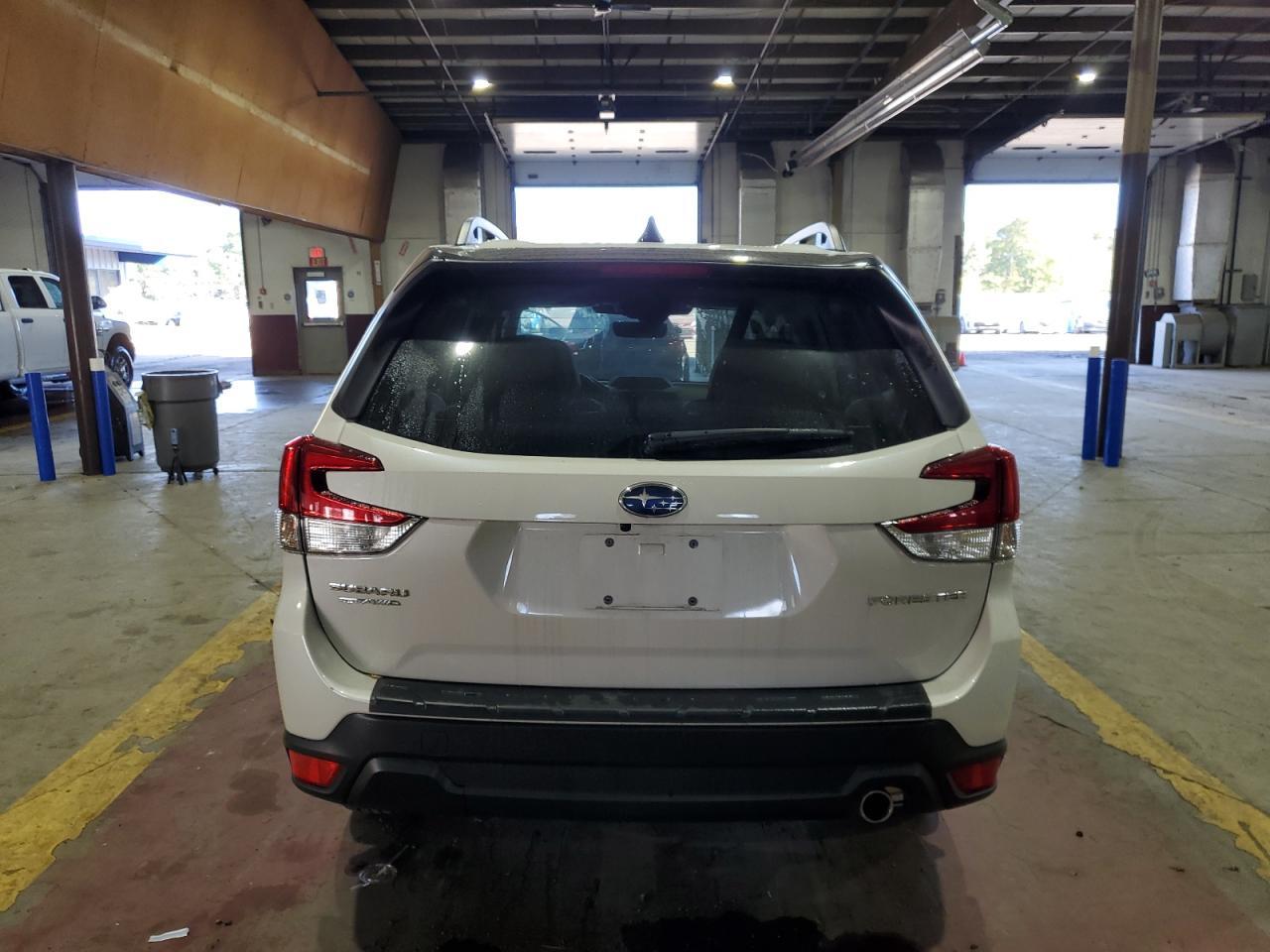 2024 SUBARU FORESTER