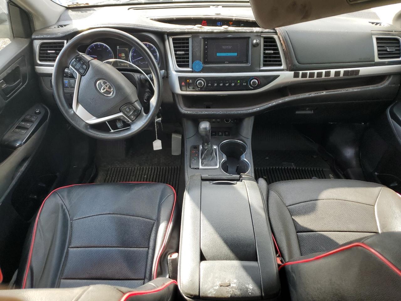 2019 TOYOTA HIGHLANDER