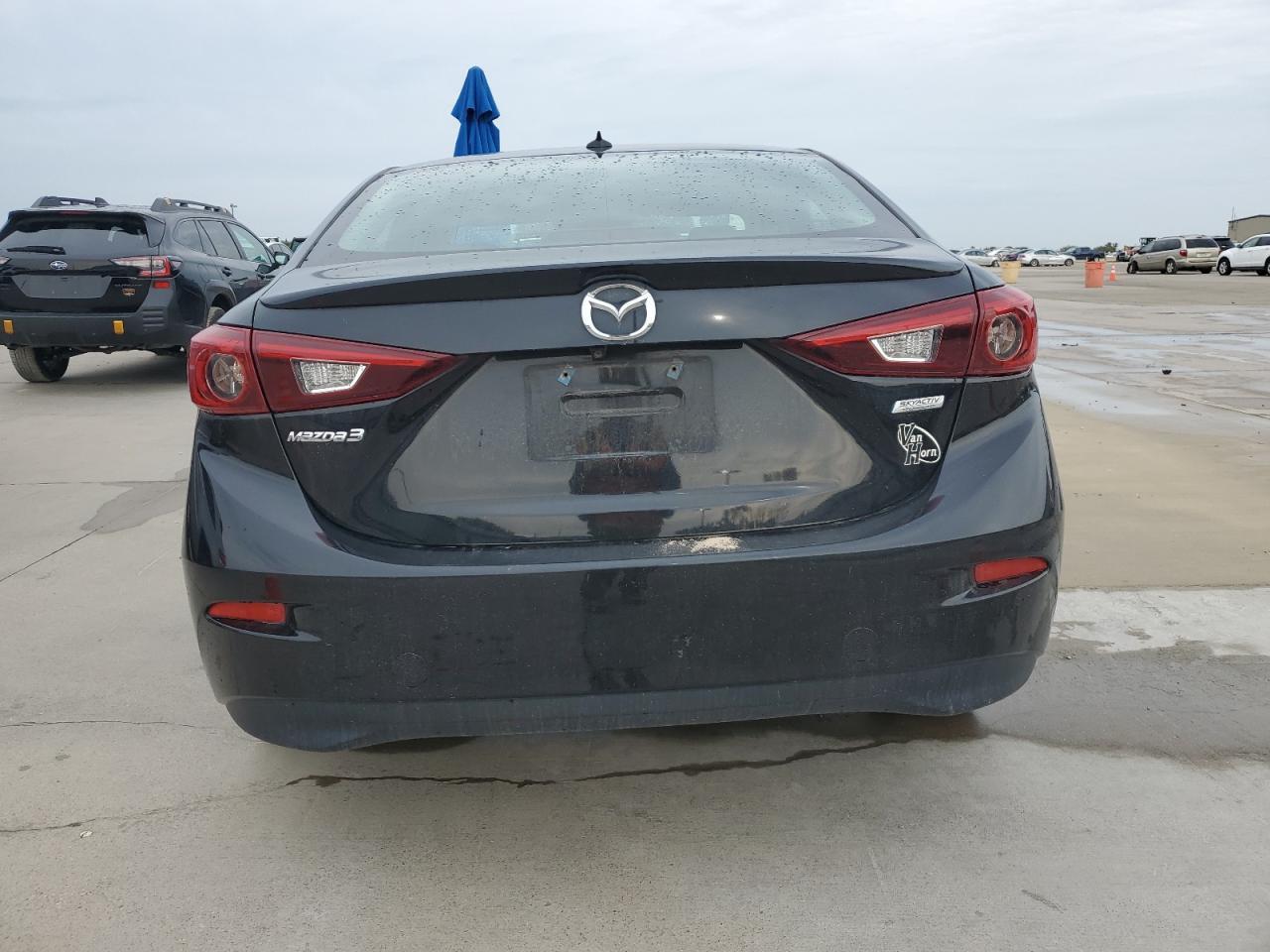 2018 MAZDA 3