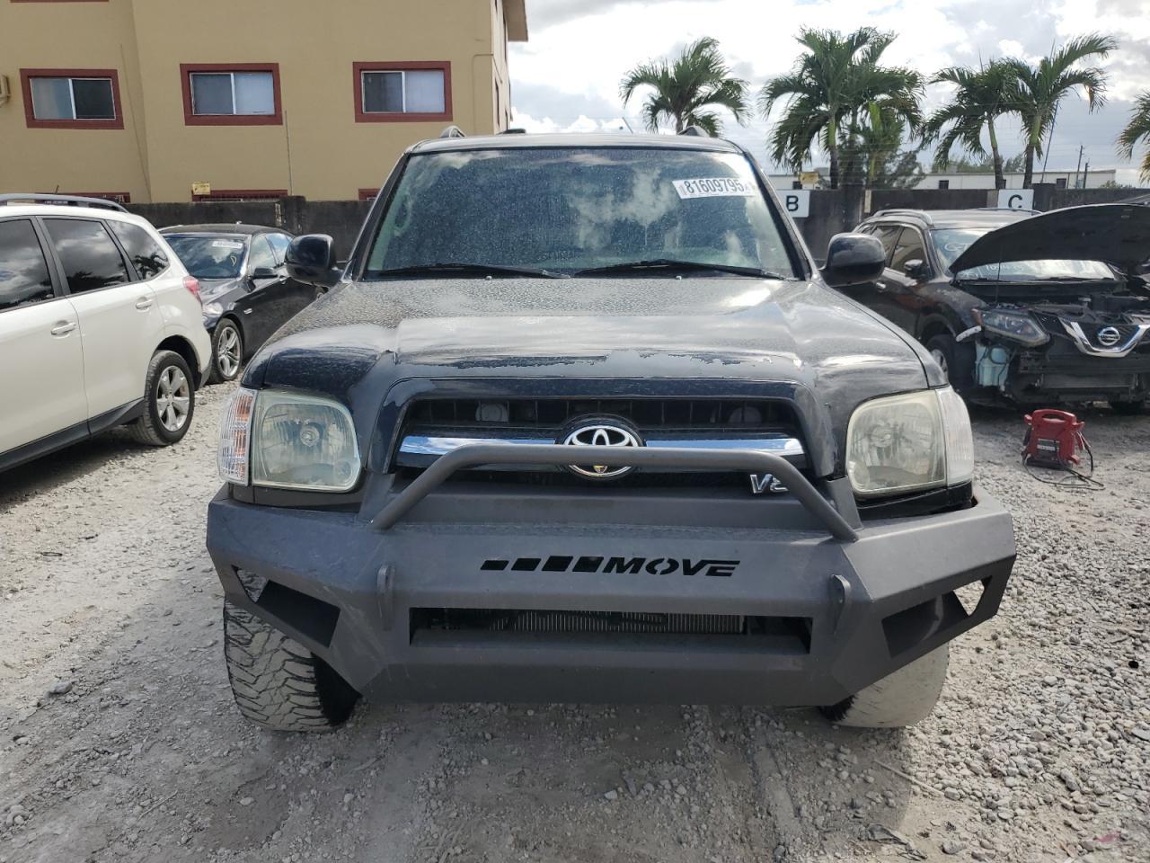 2006 TOYOTA Sequoia