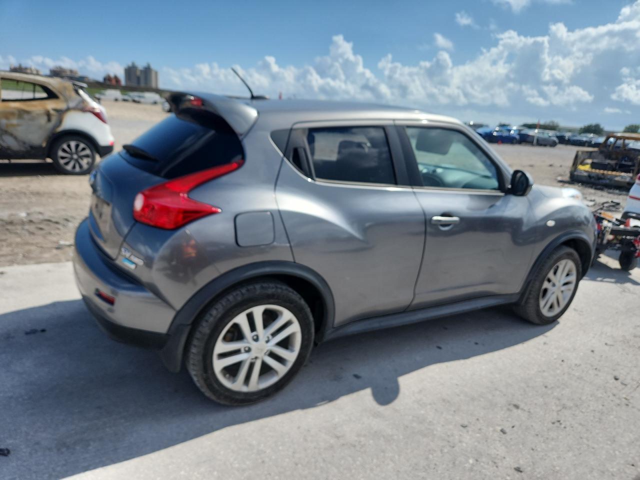 2014 NISSAN Juke