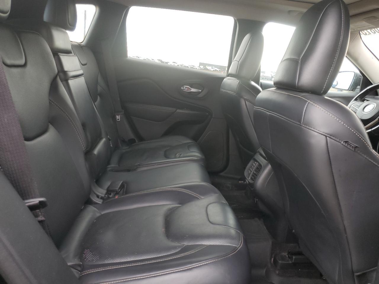 2016 JEEP CHEROKEE