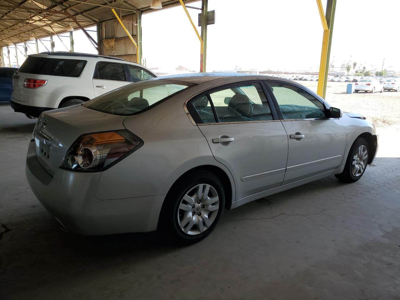 2010 NISSAN ALTIMA