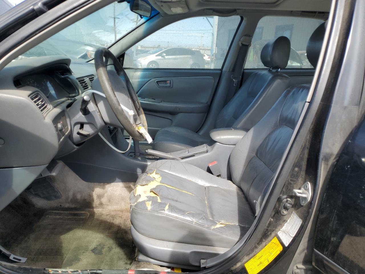2000 TOYOTA CAMRY
